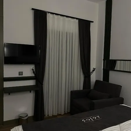 Agios Hotel 3*