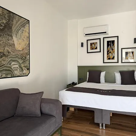 Agios Hotel 3*